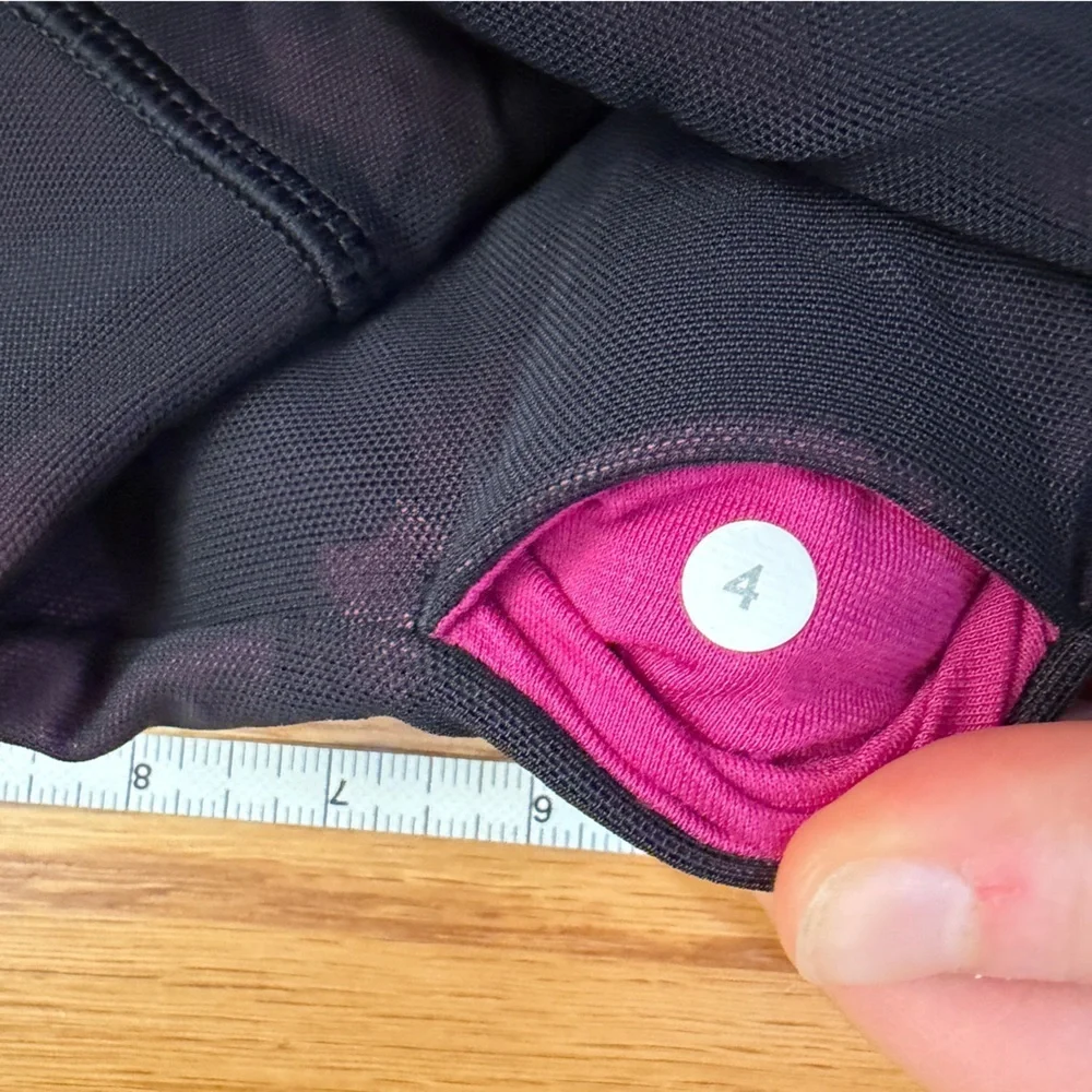Lululemon Sweaty Endeavor Tight Blooming Pixie Raspberry Black - Size 4